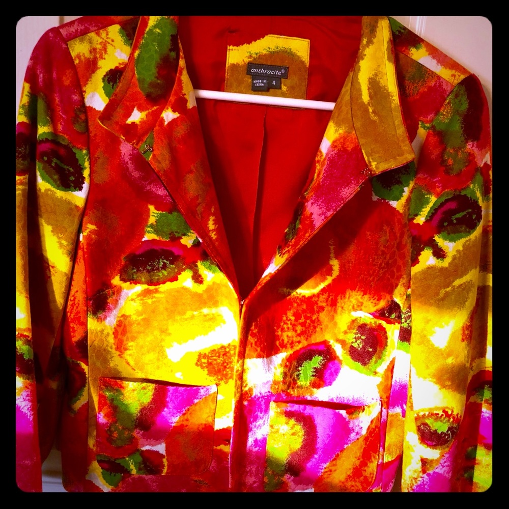 Bright colored jacket Anthricite size 4.